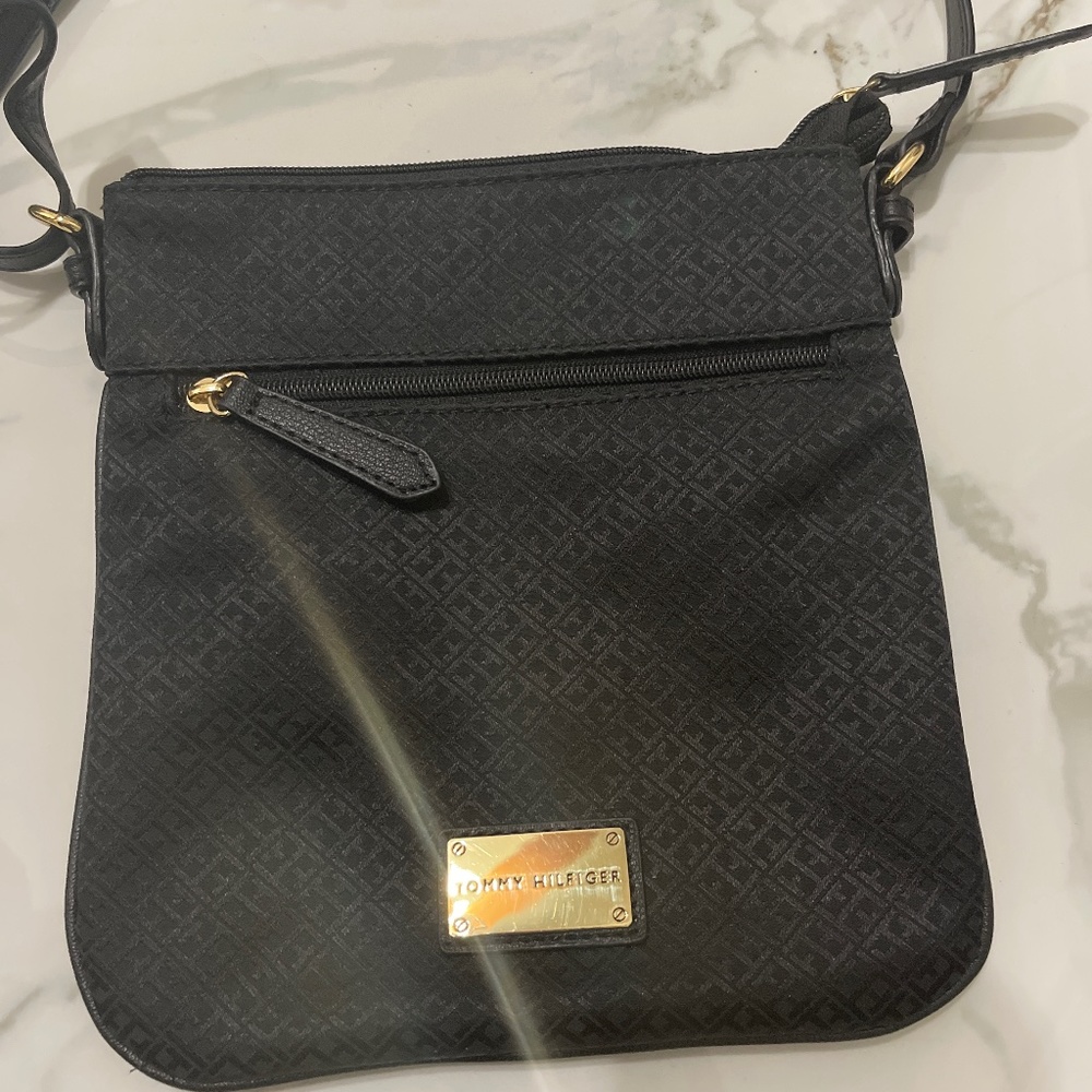 Tommy Hilfiger Crossbody purse
